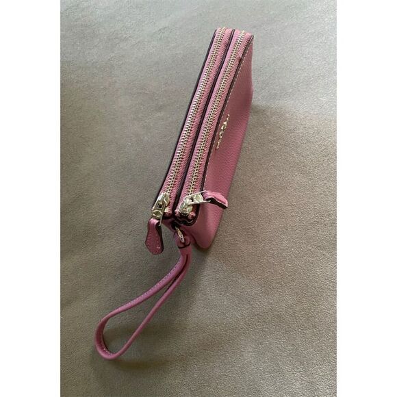 NWT COACH Double Zip Pink Pebbled Leather Wristlet Wallet AUTHENTIC